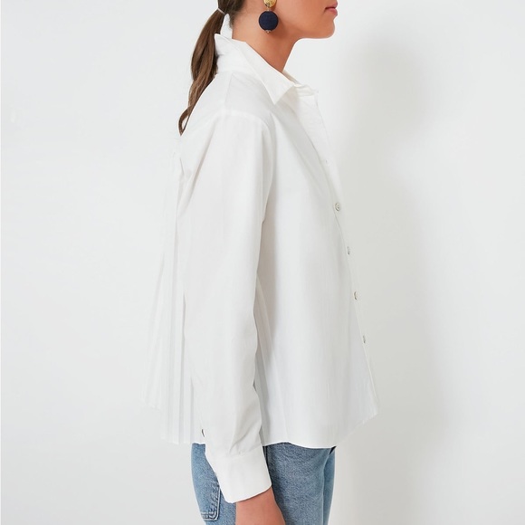 Tuckernuck Pomander Place Jade Pleated Button Down - Picture 3 of 7